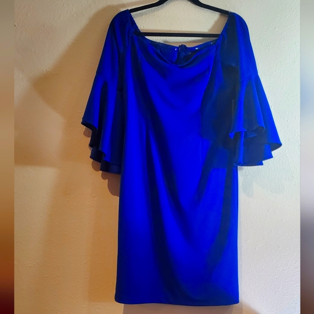 Vince Camuto on or off shoulder Royal Blue Dress